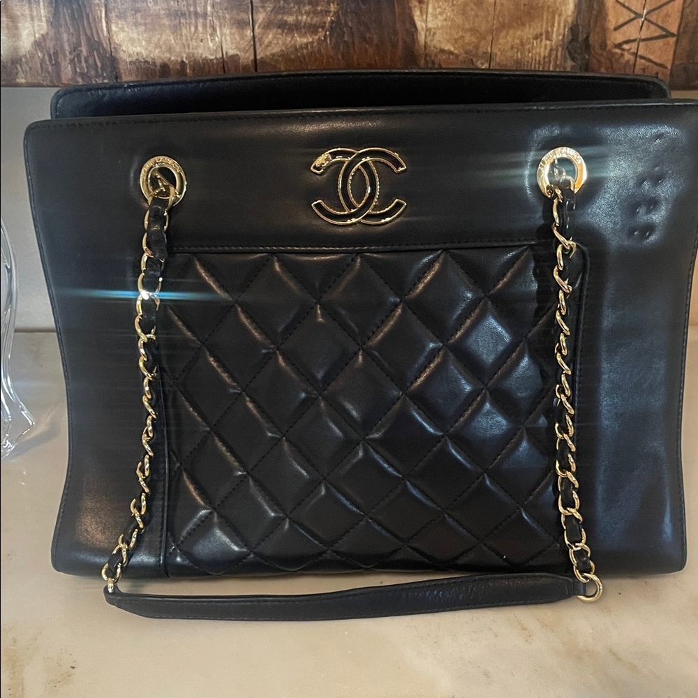 Black Quilted Shoulder Bag with Gold Chain - Picture 2 of 6